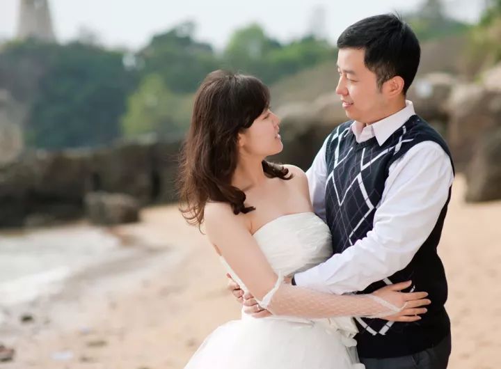结婚女人出轨的表现 结婚女人出轨的表现