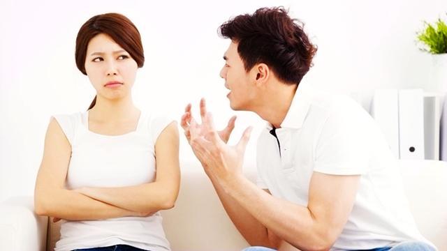 女方提出离婚孩子抚养权归谁 女方提出离婚孩子抚养权归谁